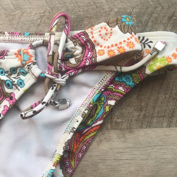 🛍3 For $25🛍 Radio Fiji Bikini Size Medium - Picture 1 of 9